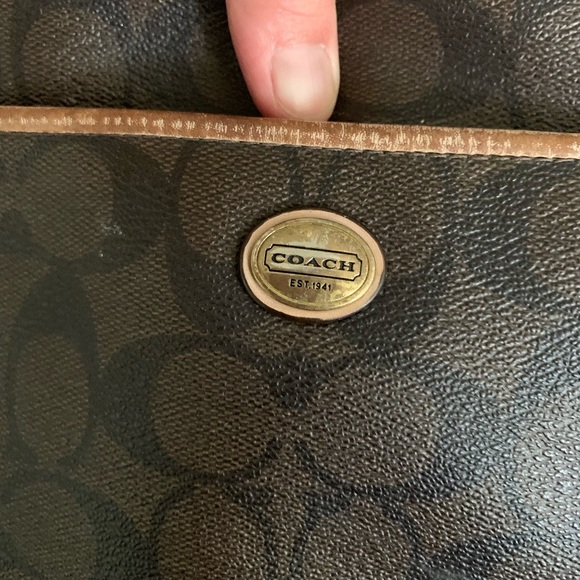 Authentic Coach purse - Picture 2 of 3